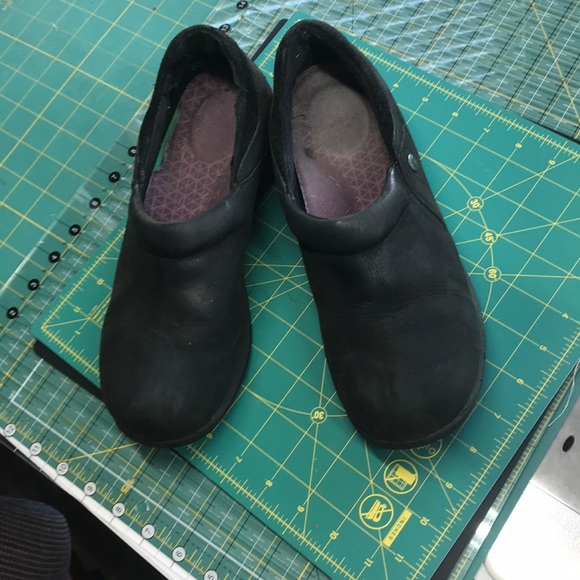 Women’s Dansko clogs - Picture 6 of 7